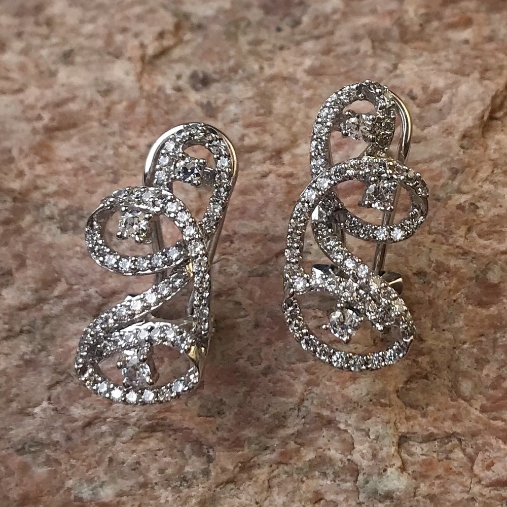 Curvaliscious Crystals Earrings